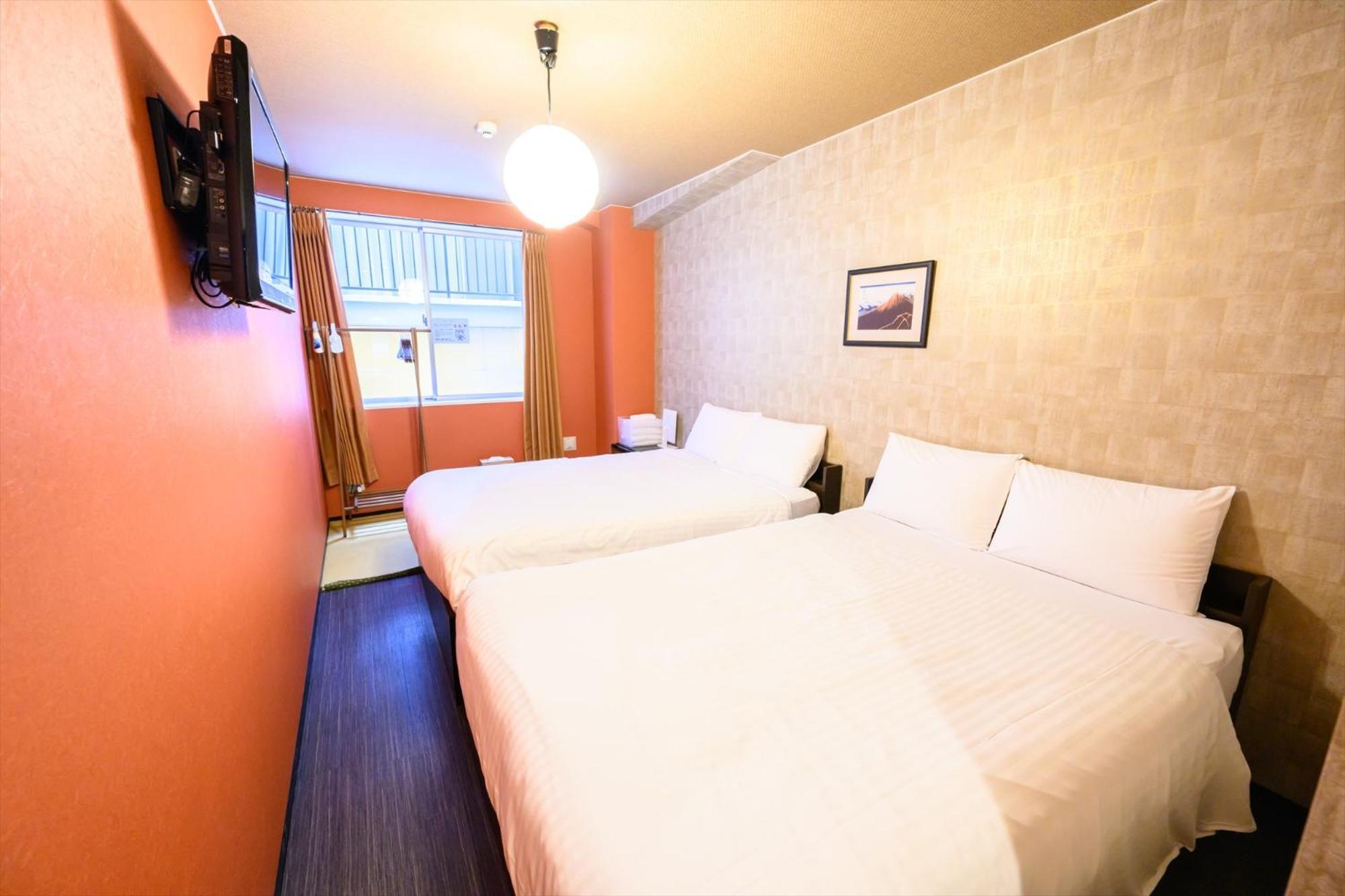 Hiroshima Wabisabi Hotel - 市内中心部のリーズナブルホテル - 電停近く移動に便利 - Low Price And Super Convenient To Get Around, Despite Being In The Center Of City Buitenkant foto